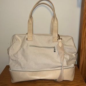 BEIS weekender in beige